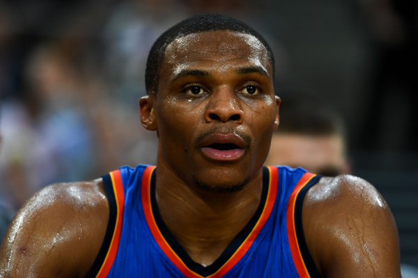 下的空缺 下的空缺