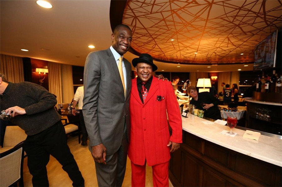 建队策略甚 建队策略甚